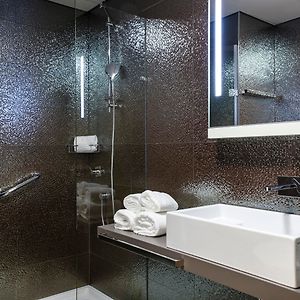 Quarto superior twin